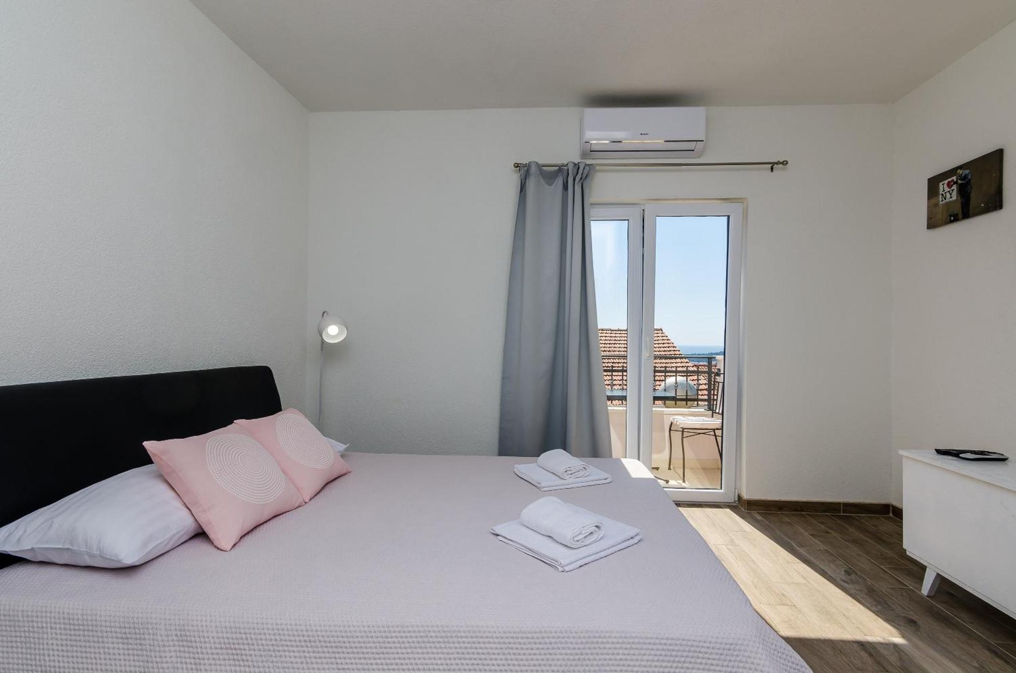 Apartments Life ドゥブロブニク 部屋 写真